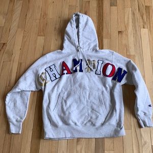 CHAMPION sweatshirt